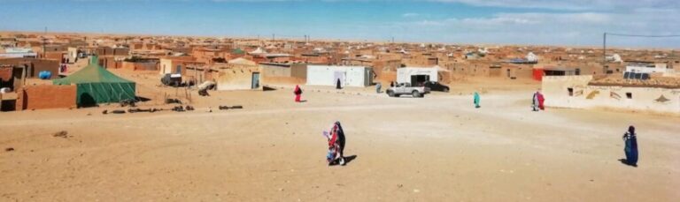 La población de Tinduf resiste a 44 años de destierro, temperaturas extremas, una ajustada ayuda internacional y ahora a una pandemia.