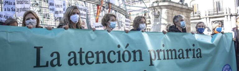 Se realizó un recorrido desde el Ministerio hasta la Puerta del Sol en donde se leyó un Manifiesto con una serie de medidas para hacer frente a la situación de abandono e infrafinanciación.